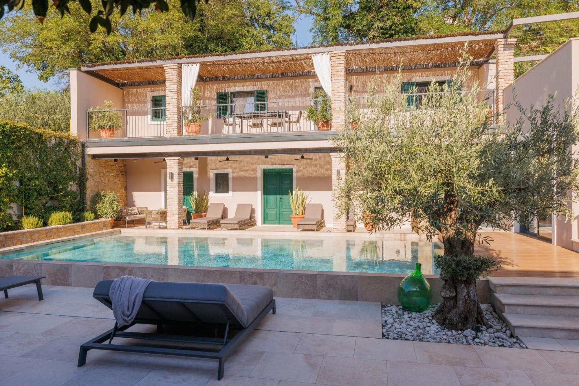 Vila Robida Rooms & Spa Črni Kal 外观 照片